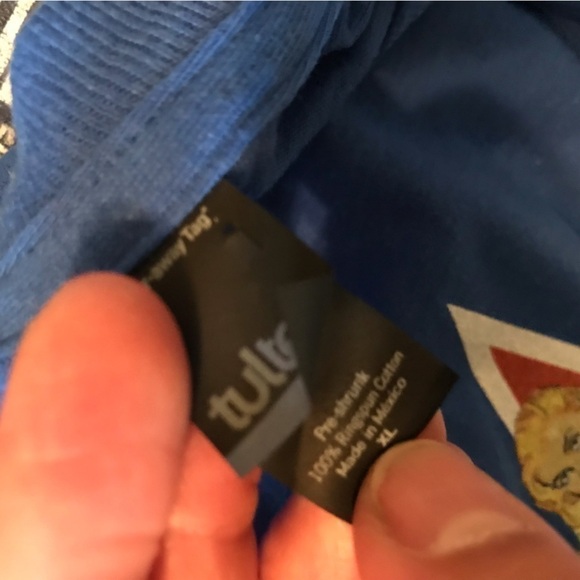 NEWCASTLE Bombshell royal blue T-shirt.  Men’s XL.  Unisex - Picture 4 of 4